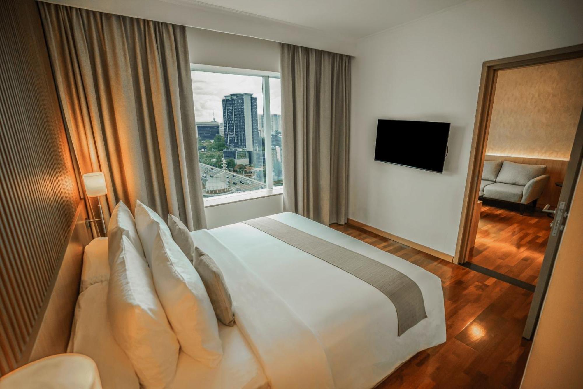 Hotel Kimaya Slipi Jakarta By Harris Exterior foto